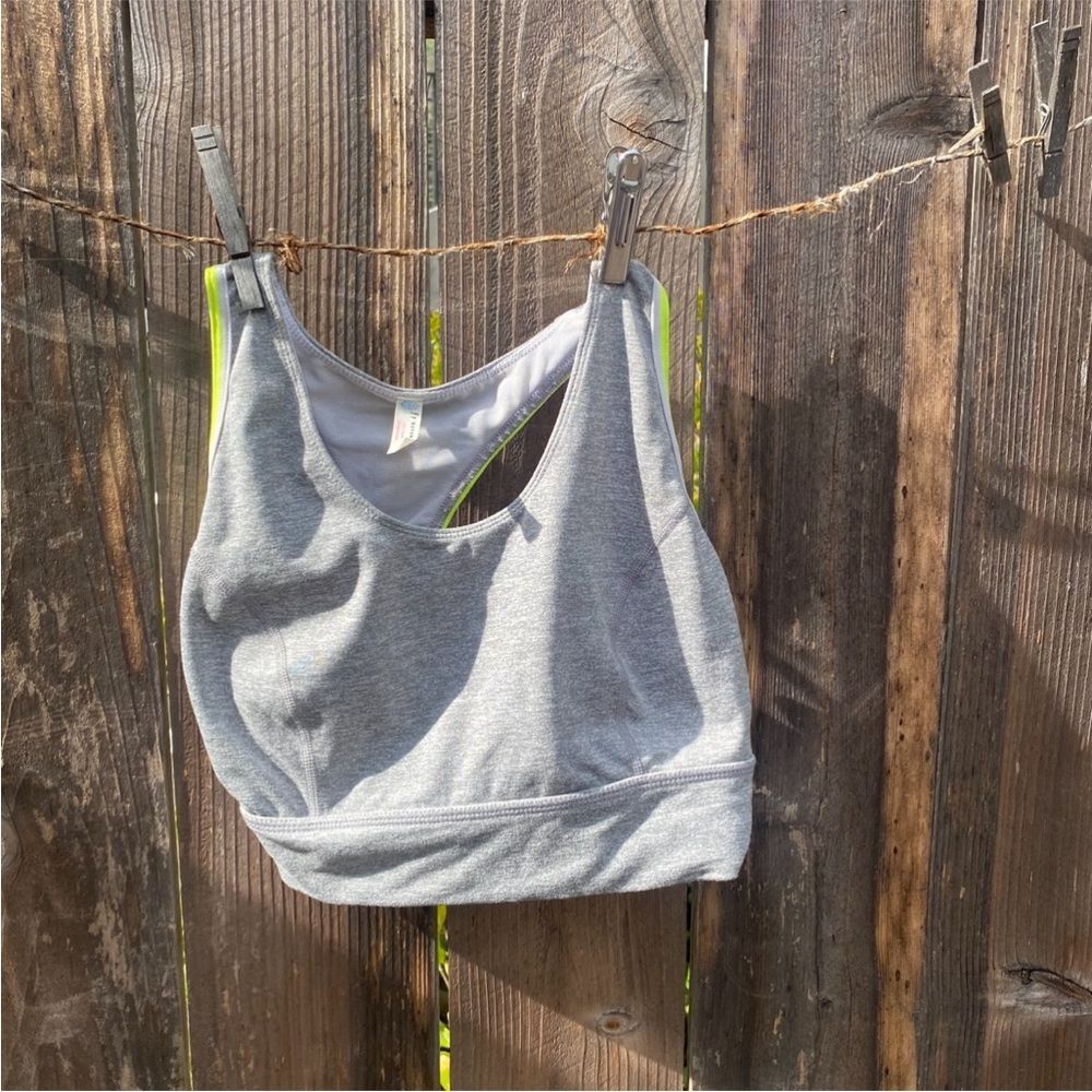 Free people Movement gray Sports
Bra size XS